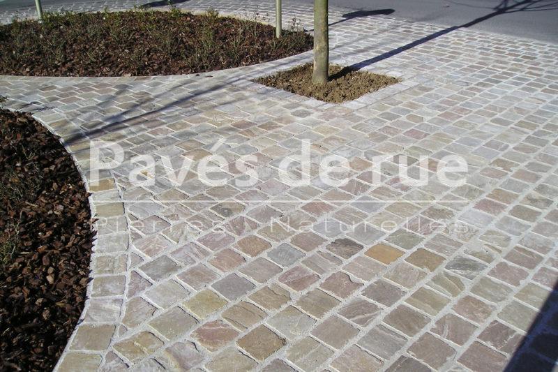 [2793] - espace urbain en pavés de grès neuf kandla ocre nuancé